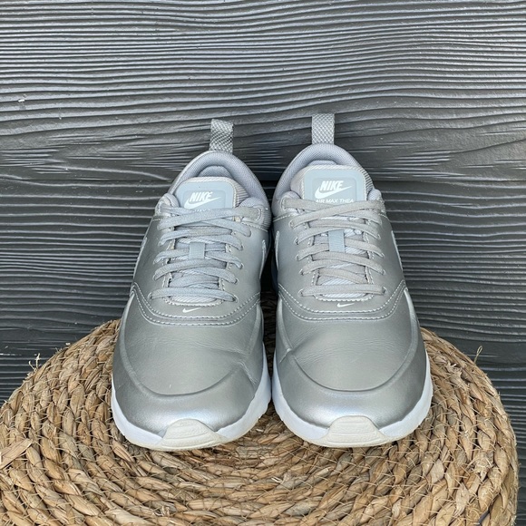 Nike Air Max Thea “Metallic Platinum” - Picture 5 of 7